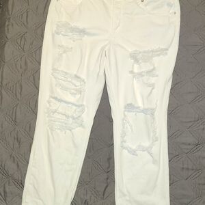 EUC American Eagle Tom girl Jeans!